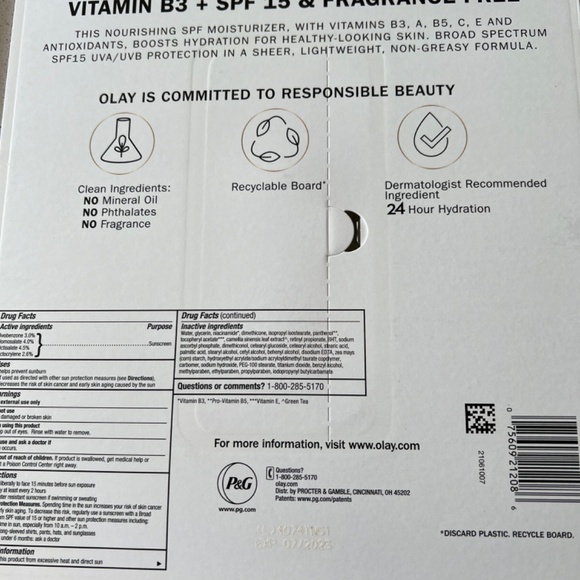 Olay Advanced Total Effects 40% More Vitamin B3 +SPF 15--Size 3.4 FL OZ/100 mL - Picture 6 of 7